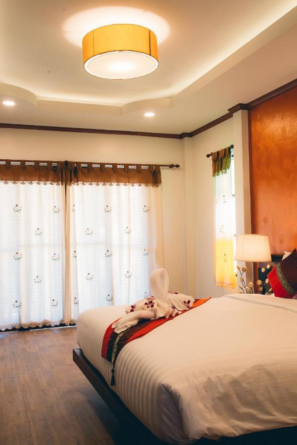 Hotel I Lanna House Chiang Mai Habitación foto